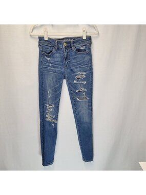 American Eagle Women's Size 2 Jeans Hi Rise Jegging Distressed Destroyed